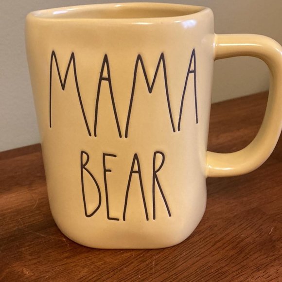 Rae Dunn "MAMA BEAR" Mug - Picture 4 of 4